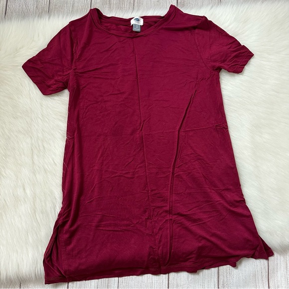 Red Tee - Picture 2 of 7